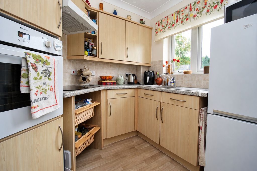Property photo 2 of 15
