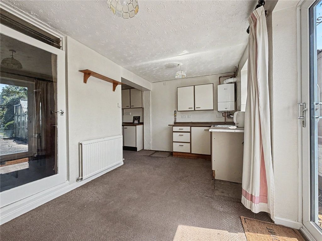 Property photo 3 of 17 Picture No. 14