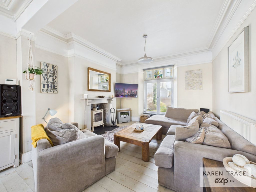 Property photo 2 of 22