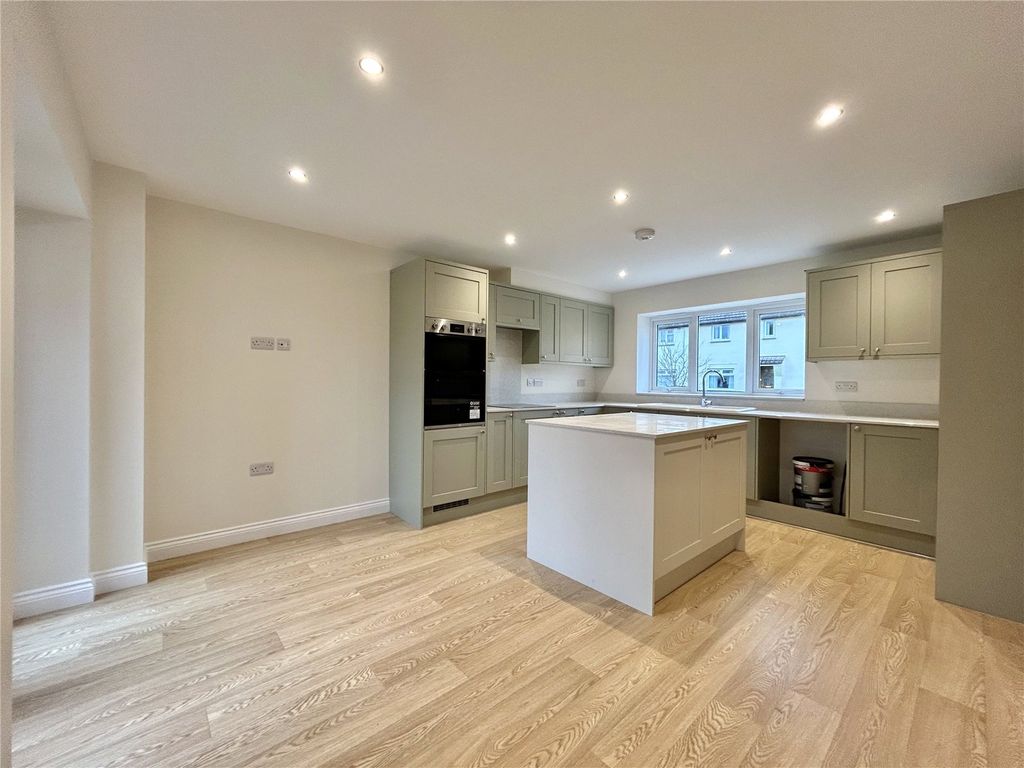 Property photo 3 of 15 Picture No. 15