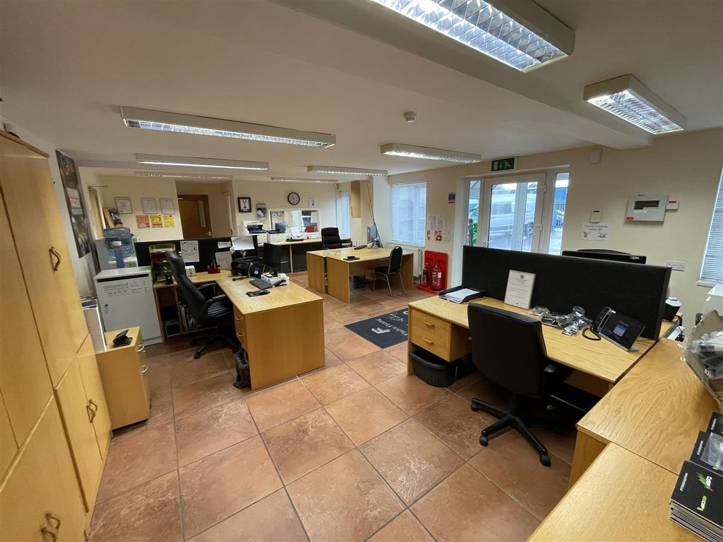 Property photo 1 of 5 Img_2455.Jpg