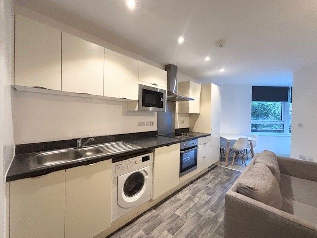 Property photo 1 of 5 Kitchen