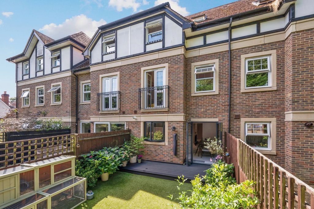 Property photo 3 of 19