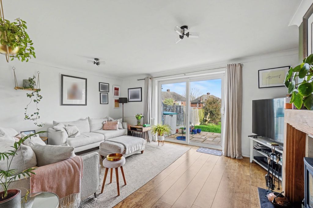 Property photo 2 of 20 2843086