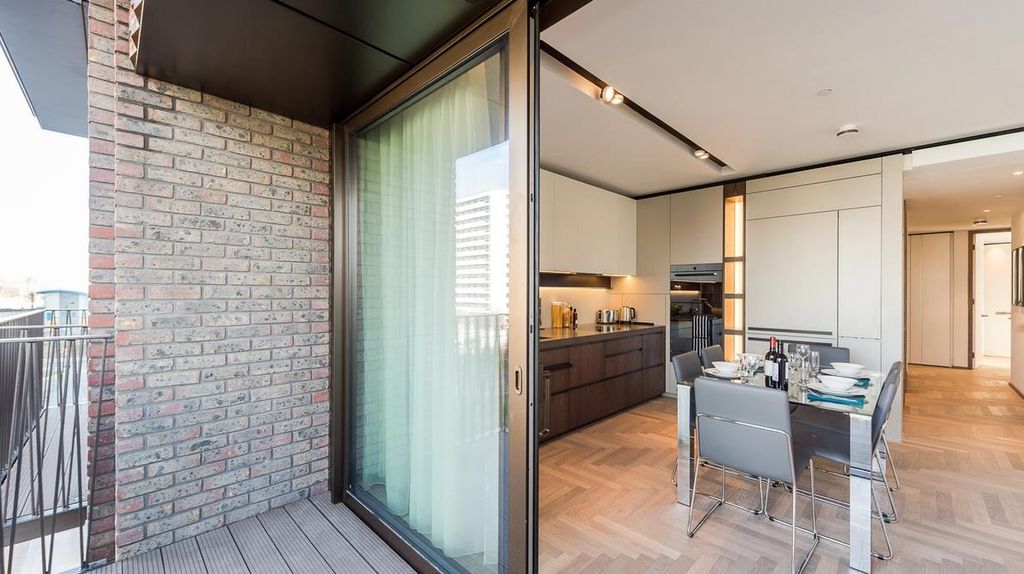 Property photo 3 of 16 Image