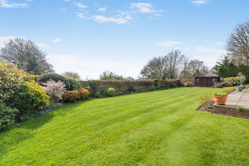 Property photo 3 of 23 Picture No. 03