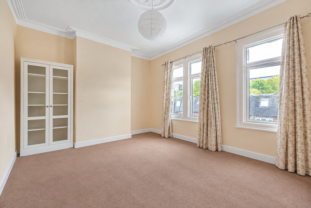 Property photo 2 of 9 2