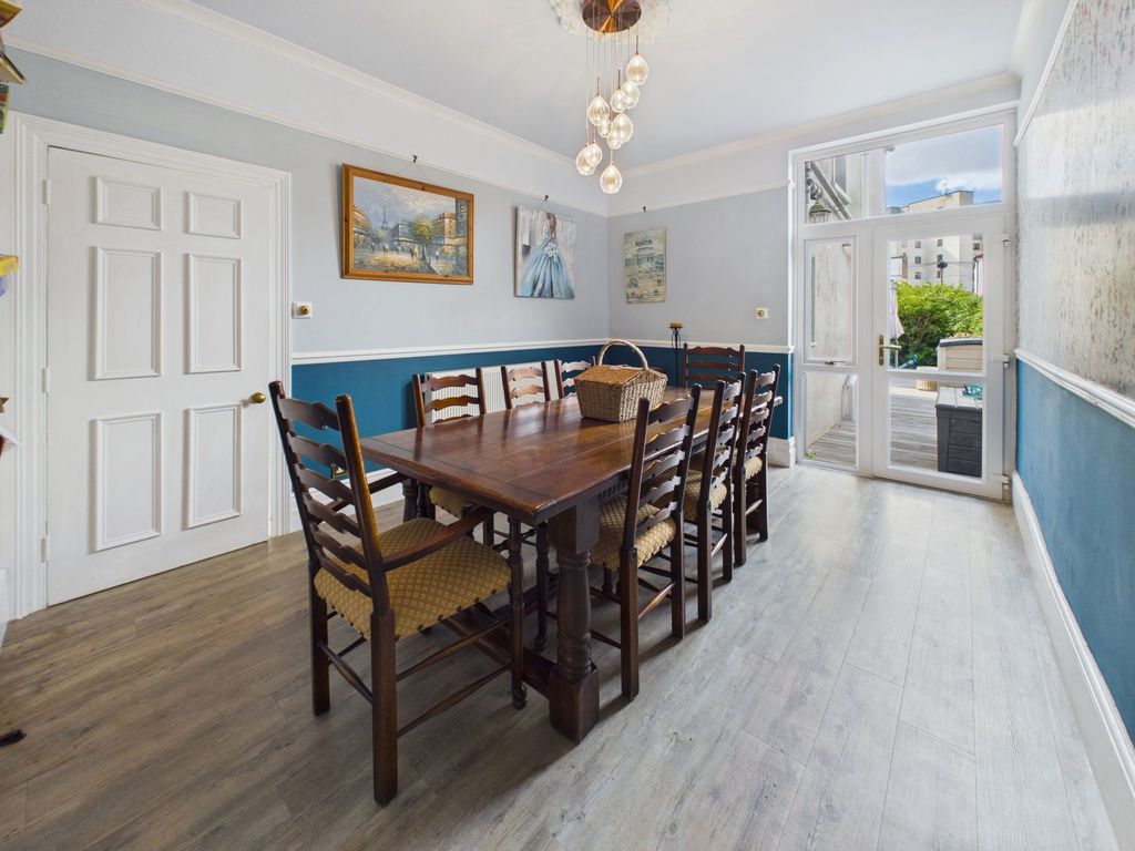 Property photo 3 of 23 Dining Room