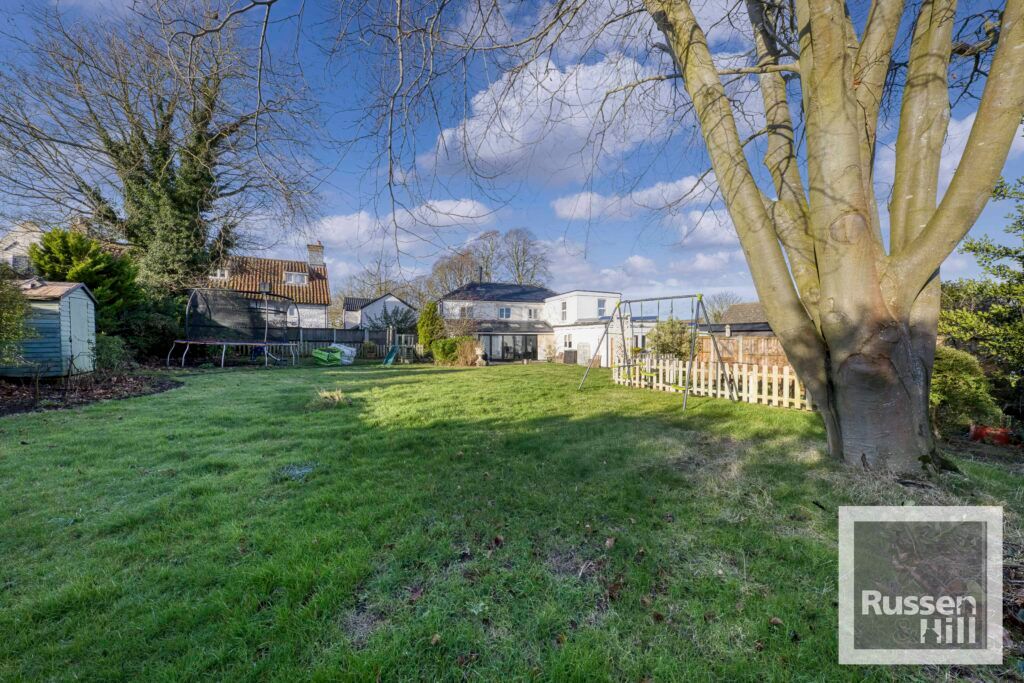 Property photo 1 of 43