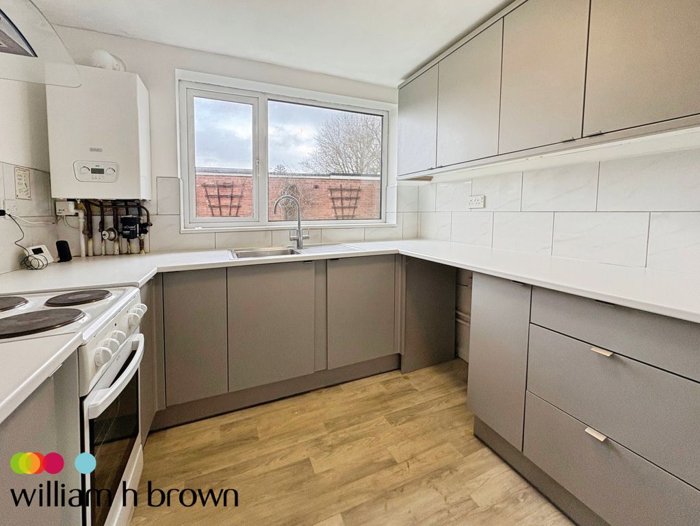 Property photo 2 of 7 Front