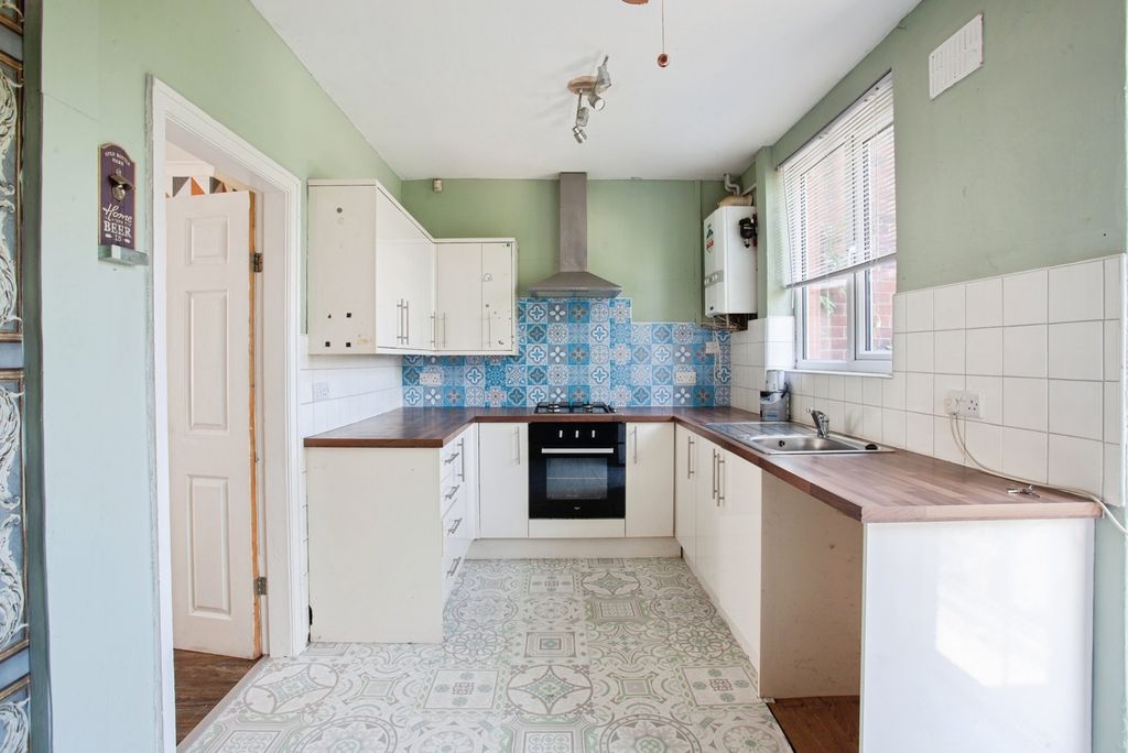 Property photo 3 of 19 Pbox-Img.Jpg