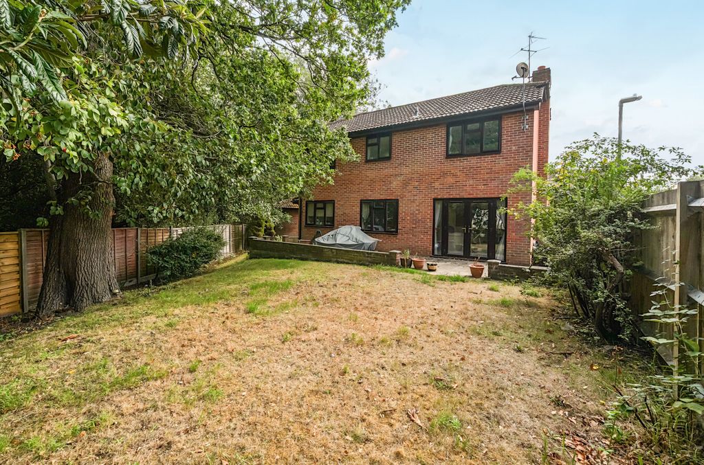 Property photo 2 of 18 1516994-17-1A0A58...