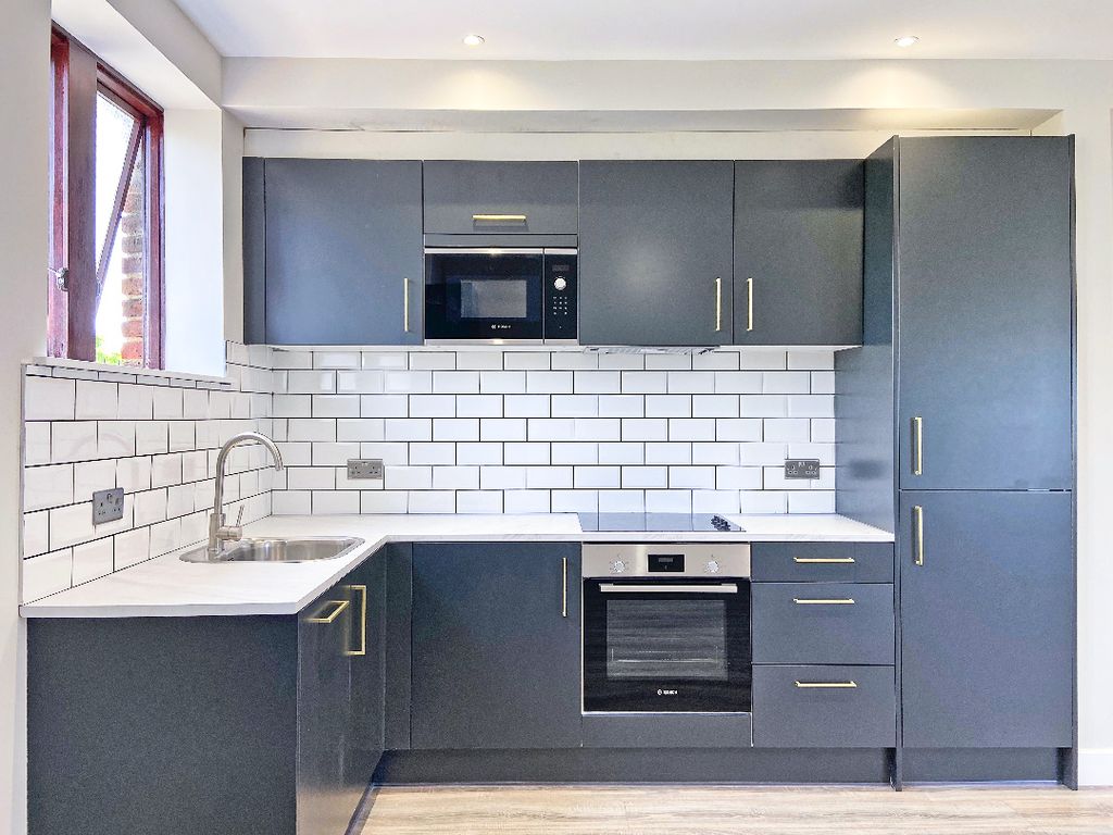 Property photo 1 of 8 1