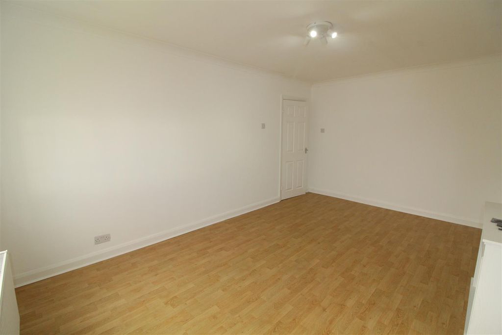 Property photo 3 of 10 Img_9746.Jpg
