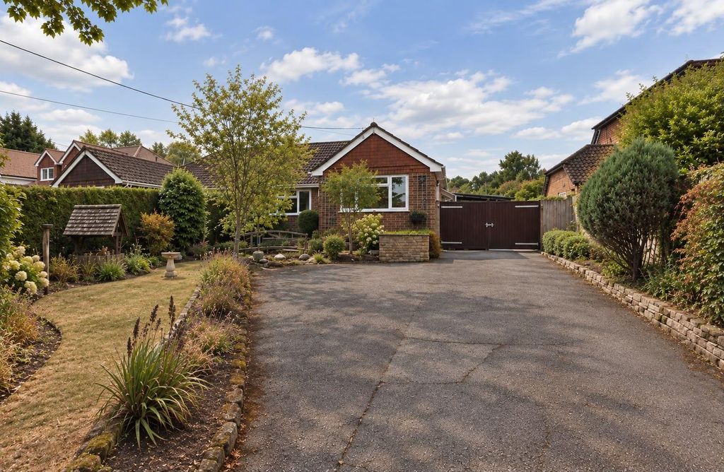 Property photo 1 of 19 1Af319dc-9458-4885-9d1B-E3Be3Ab84c81.Jpg