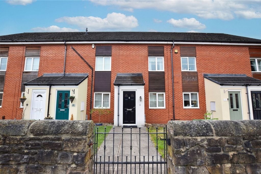 Property photo 1 of 11 External