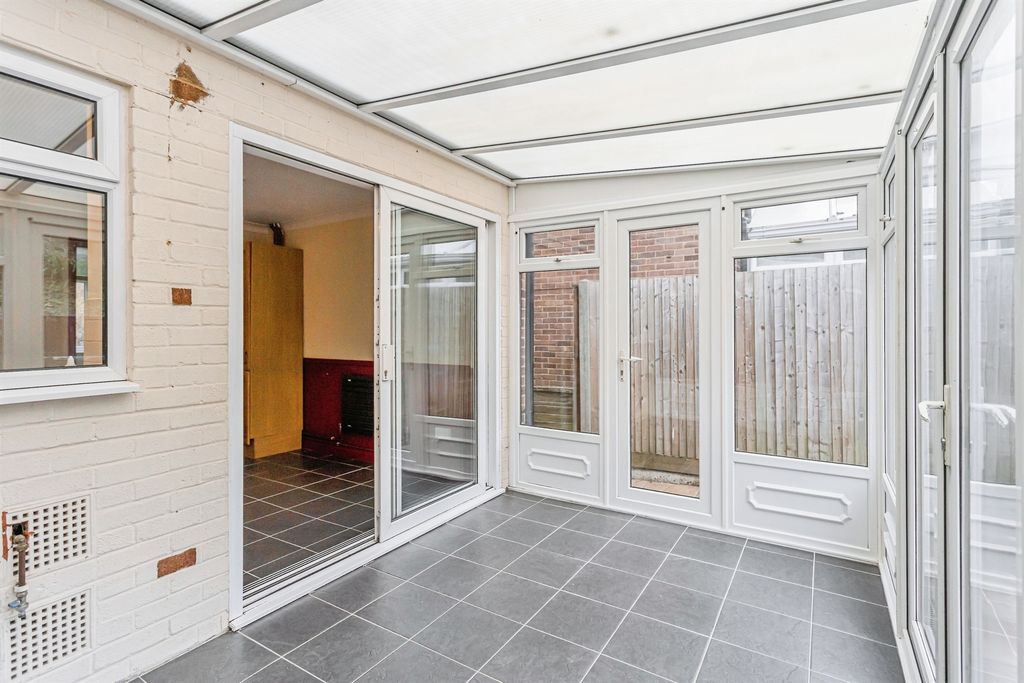 Property photo 3 of 21