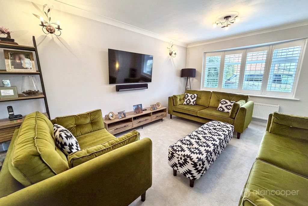 Property photo 2 of 33 4885114