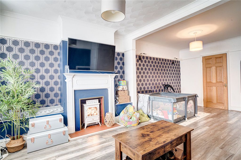 Property photo 2 of 9 Picture No. 02