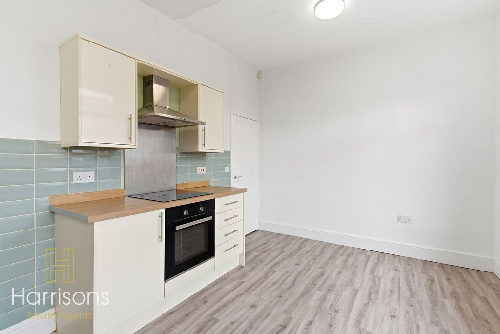 Property photo 3 of 22 Photo 7