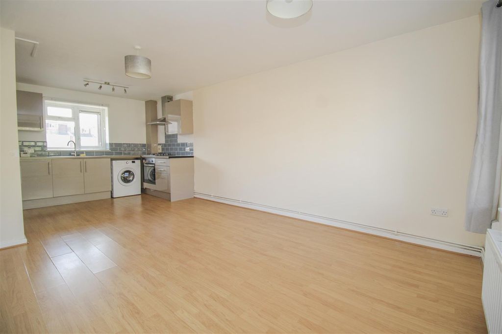 Property photo 2 of 7 Img_9547.Jpg