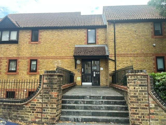 Property photo 1 of 10