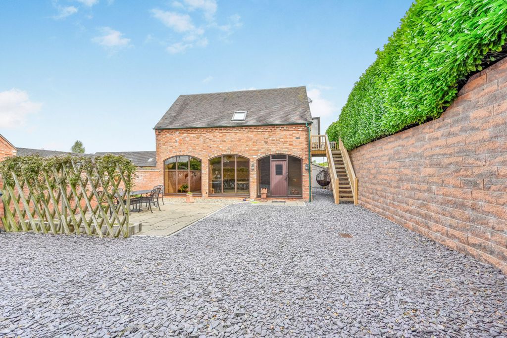 Property photo 1 of 24 Gcg-4 (1)