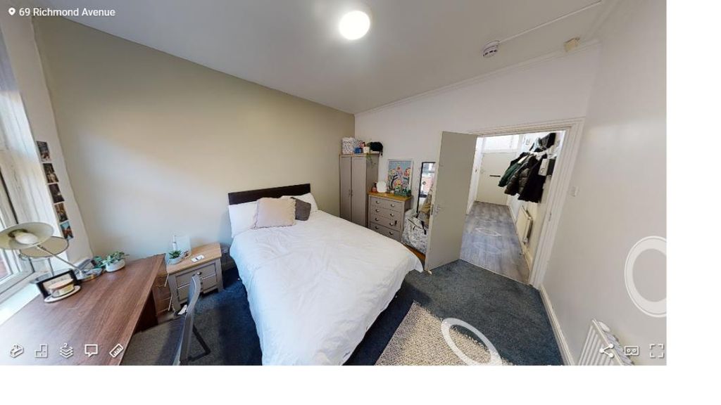 Property photo 3 of 5