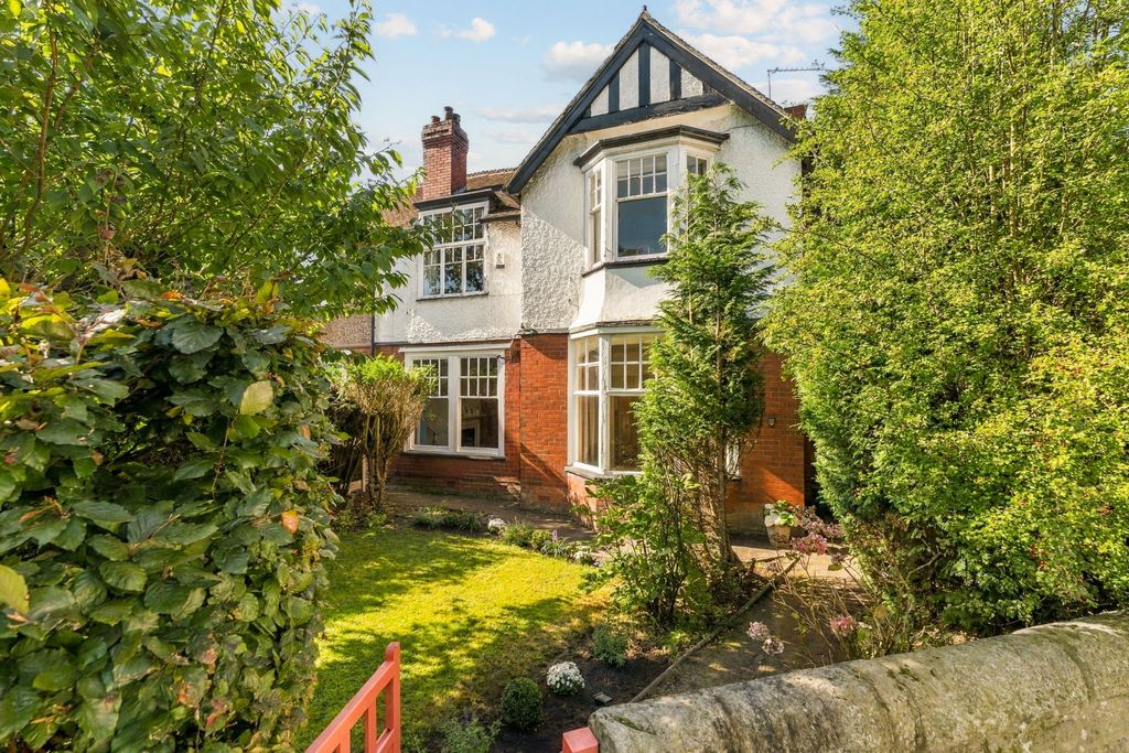 Property photo 1 of 69