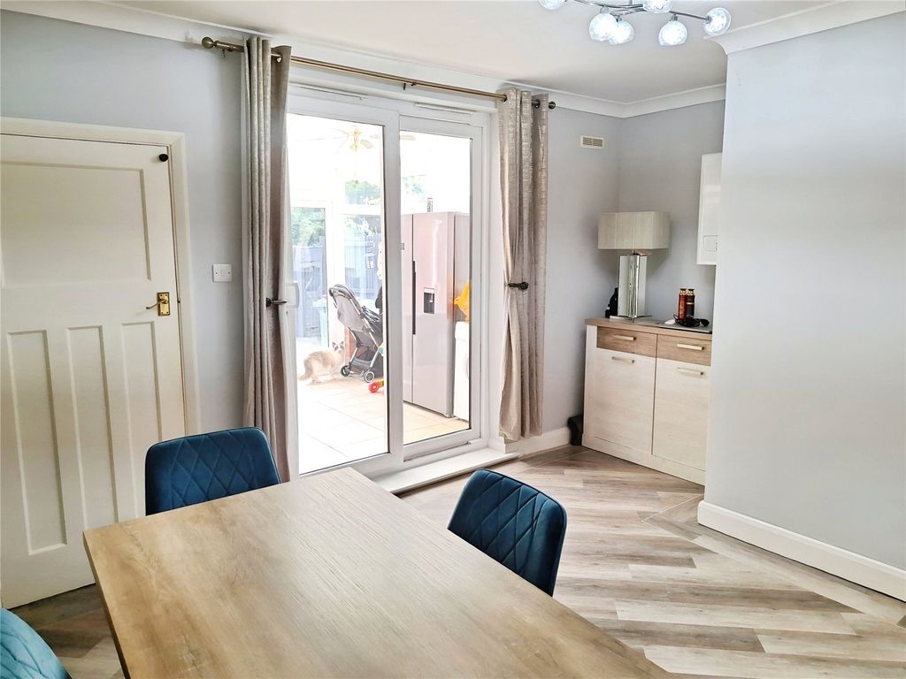 Property photo 3 of 12 Dining Room
