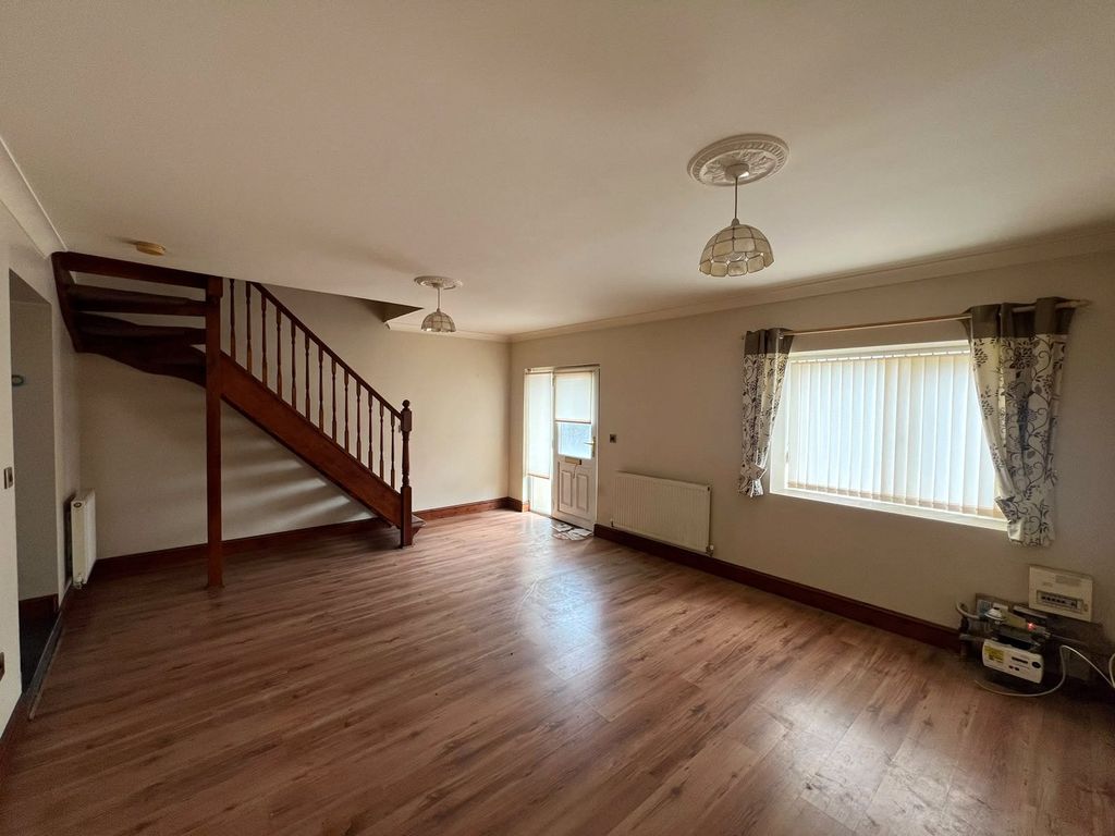 Property photo 3 of 17 Picture No. 17