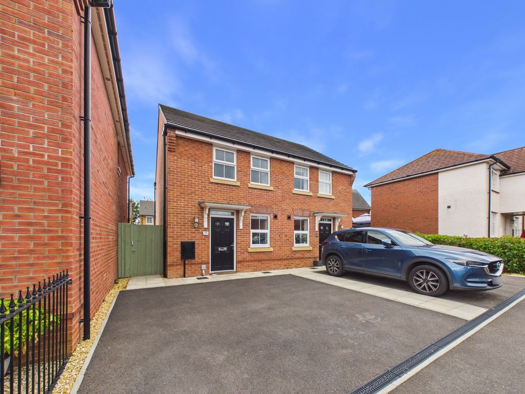 Property photo 1 of 17 Cam06353G6-Pr0032-Still014