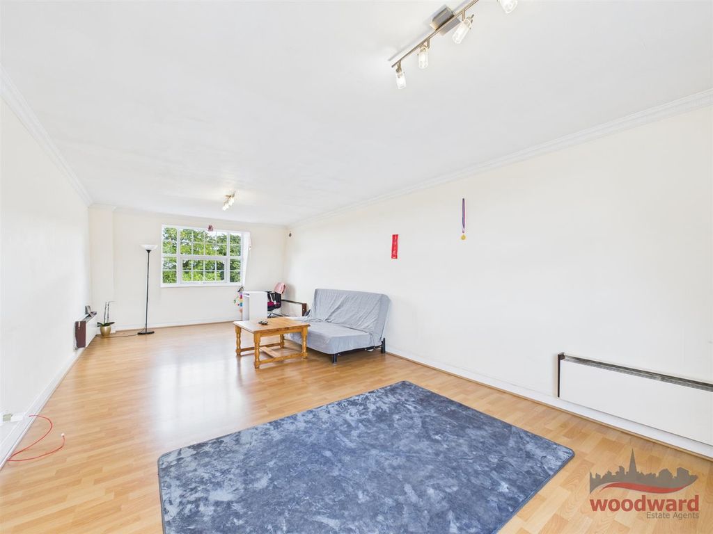 Property photo 3 of 15 Living Room