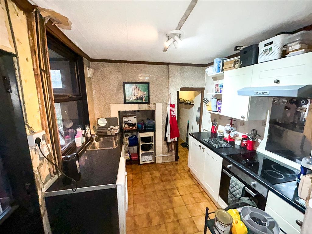 Property photo 3 of 11 09-01-2026__22-25-23_Img_6814.Pawve.Jpg