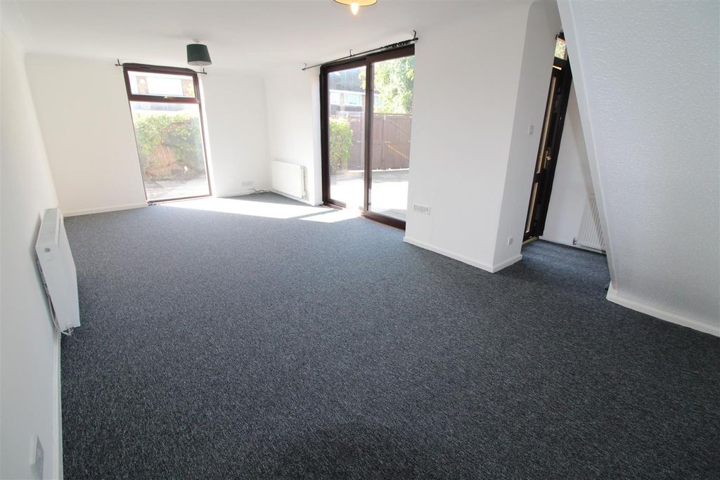 Property photo 2 of 15 Img_9531.Jpg