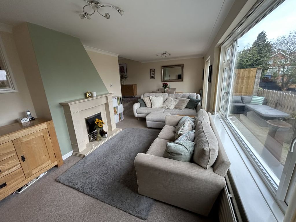 Property photo 2 of 24