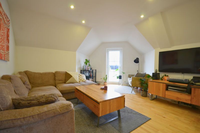 Property photo 2 of 7 Photo 12