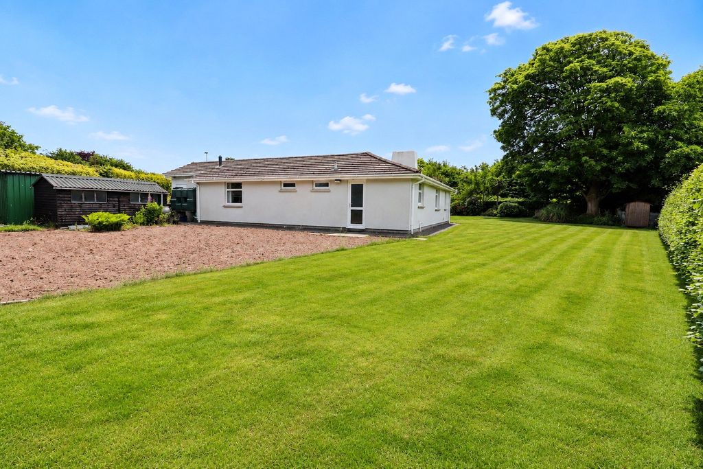 Property photo 2 of 16 2 - Picture No. 31