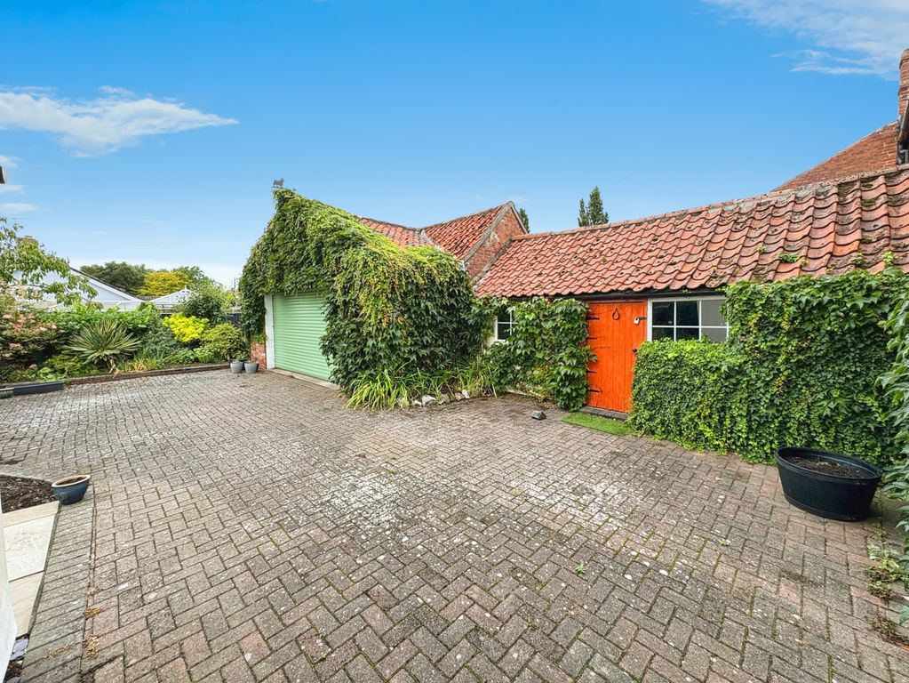 Property photo 2 of 20 7Ff11513-Img_5513