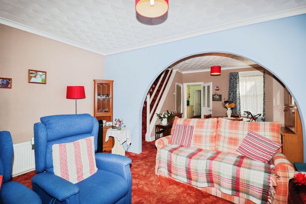 Property photo 3 of 14