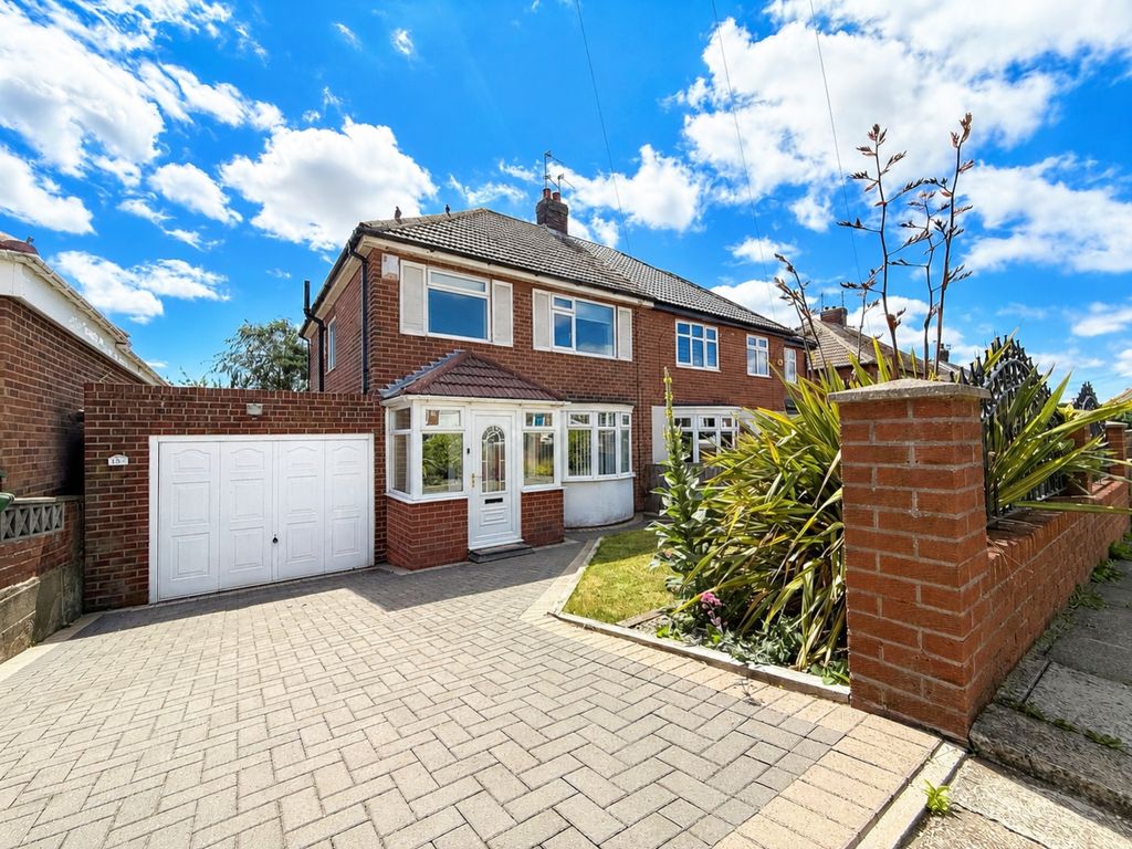 Property photo 1 of 25 E629F528-6E93-486F-8180-791C2297196A