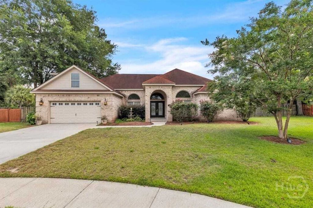 Property photo 1 of 31