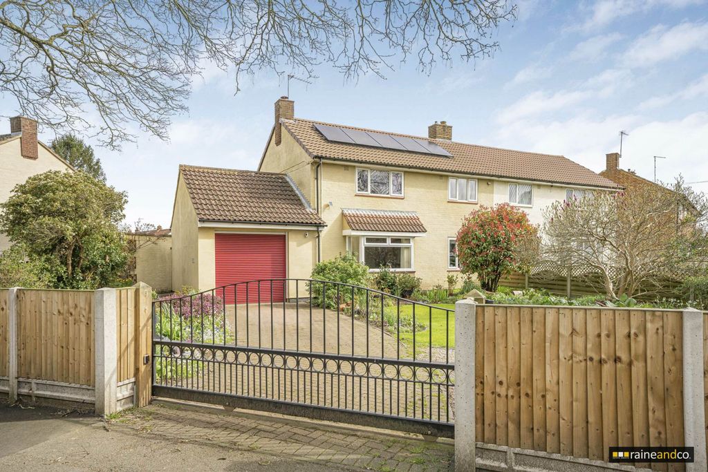 Property photo 1 of 25