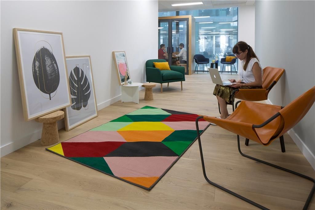 Property photo 2 of 5 Serviced Office To Rent In Wood Lane, White City,