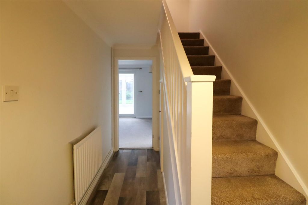 Property photo 3 of 11 Img_5882.Jpg