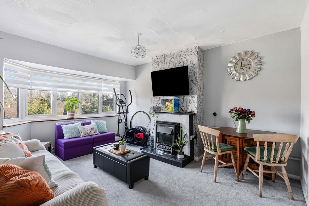 Property photo 3 of 15 4_77695.Jpg