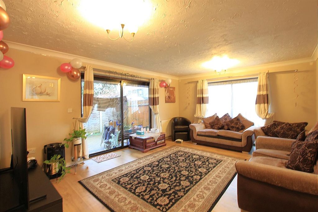 Property photo 3 of 11 Reception Room