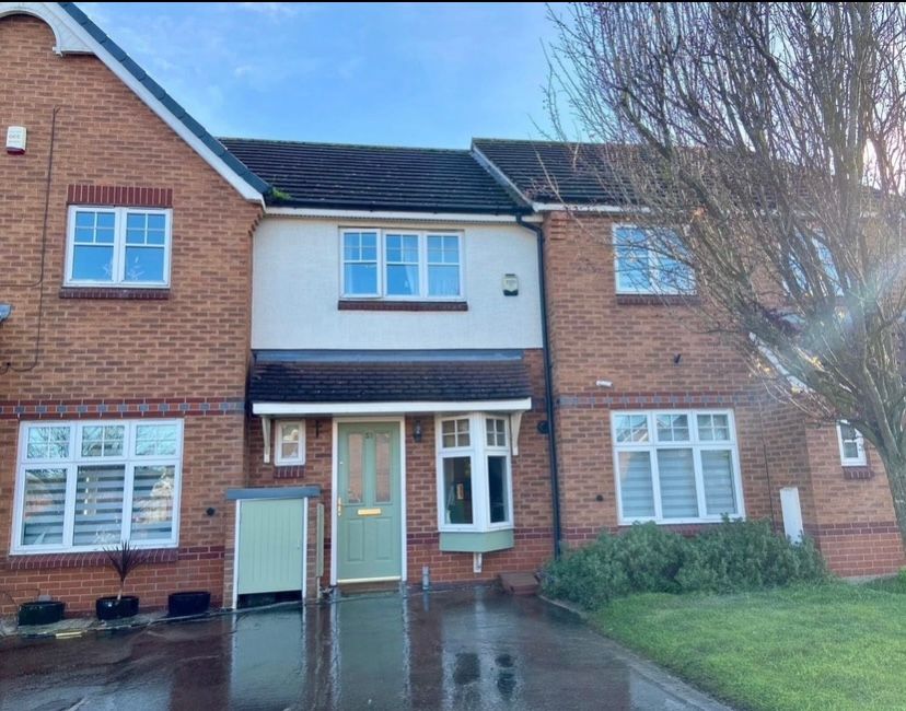 Property photo 1 of 8