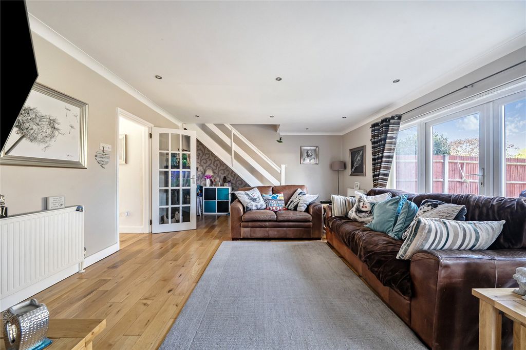 Property photo 3 of 21 Picture No. 06