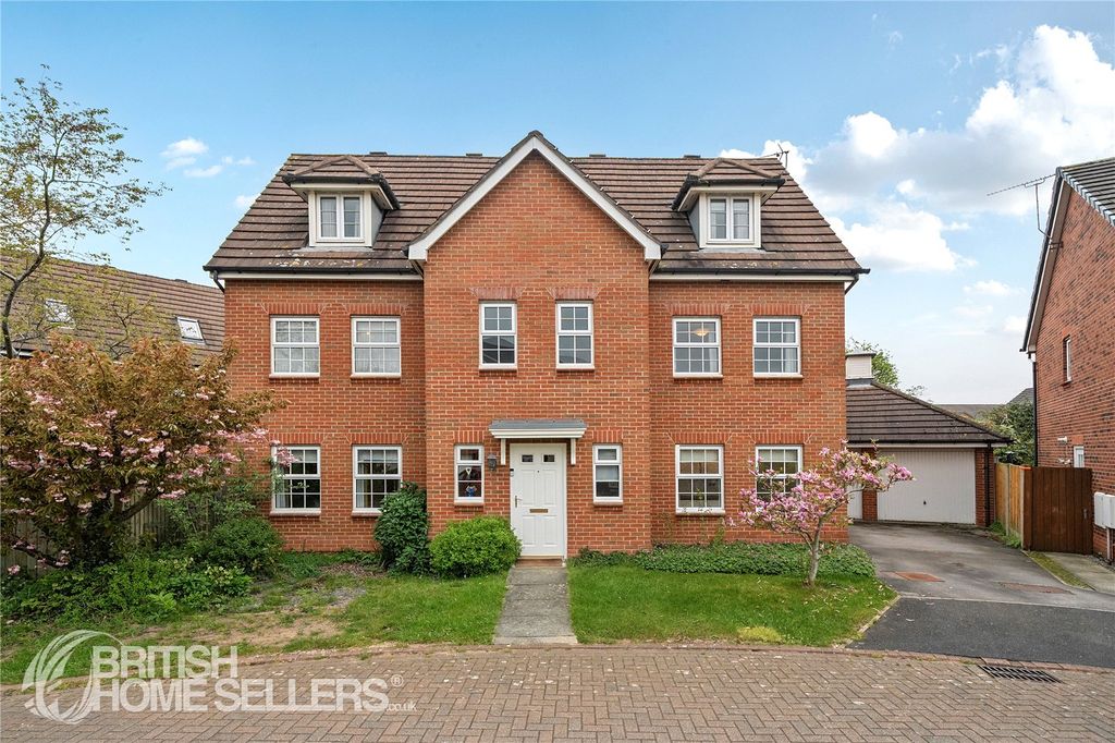 Property photo 1 of 32 Picture No. 05